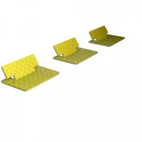 How to Control Flow of Traffic With Furniture: Expert Tips