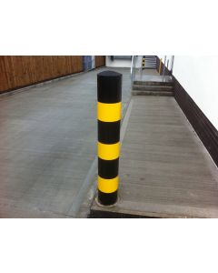 Yellow & Black Hi-Vis Bollards