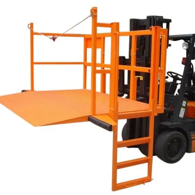 Roll Cage & Pallet Lifter Roll Cage & Pallet Lifter